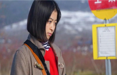 信州中野行きのバスを待つ