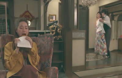 54法事が終わったら、すぐ戻ってくるのよ