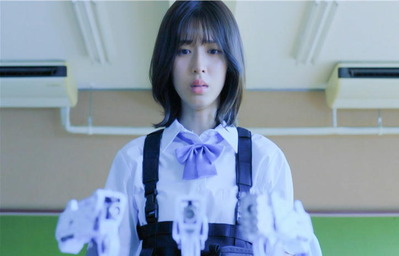 水野のことを思っている小春