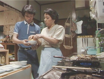 若いモンがうろうろしているのは分からなくもないけど・・