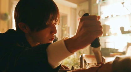 お前だったんだな