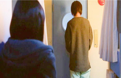 これ以上、僕のこと詮索するのはやめてください