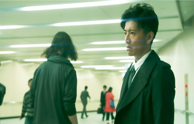 愕然とする島崎