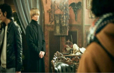 しょうに背中わ向ける