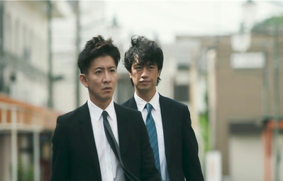 依頼者の店に来た二人