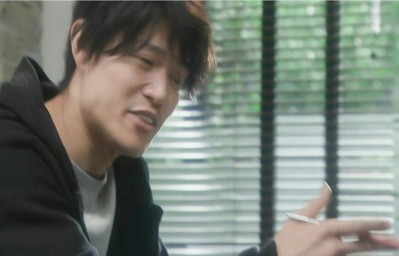 その話にアッと驚く・・