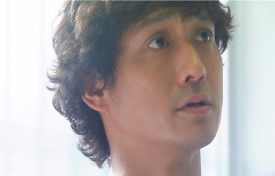 母は何度も自殺未遂を