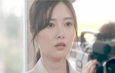 呆然としている新谷