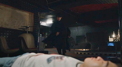 駆けつけるエース