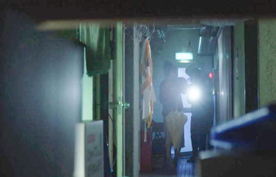 女連れ込んだことが寮に知れたら・・