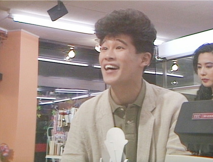 で、何くれるんですか