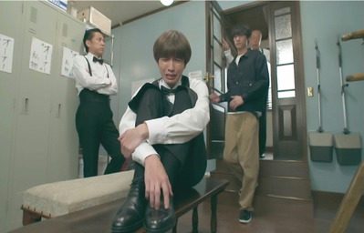 15泣いている河合