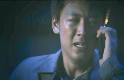 電話をかけるも・・