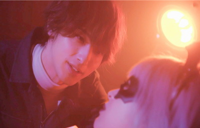 世の中のグレーゾーンをシロクロつけるんだ