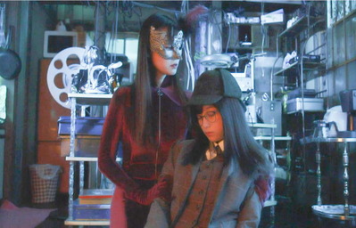 美雲を気絶させた華