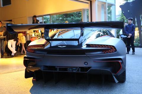 Aston_Vulcan-10-20160515234558