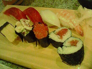閉店 136 秀吉 来て見てビックリ食べなきゃそん 寿司居酒屋で忘年ランチしましたー 関内ランチ うまい 安い 究極のランチを求めて