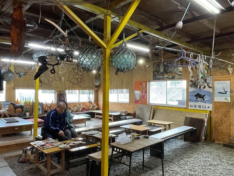 received_1570963993476474~2_copy_2527x1894