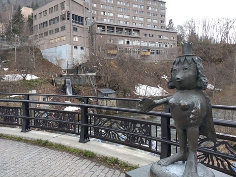 DSC_0041_copy_2056x1542