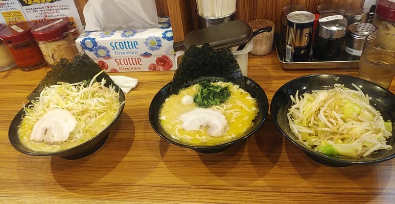 野菜マシマシ横浜家系ラーメン 強烈な主張のもやキャベ わっしょい とすこいラーメン部 Tosukoiramen ブログ
