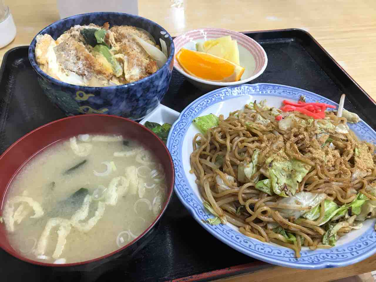 吉原の 保志奈食堂 さん 食材調達人 吉原の 保志奈食堂 さん 食材調達人