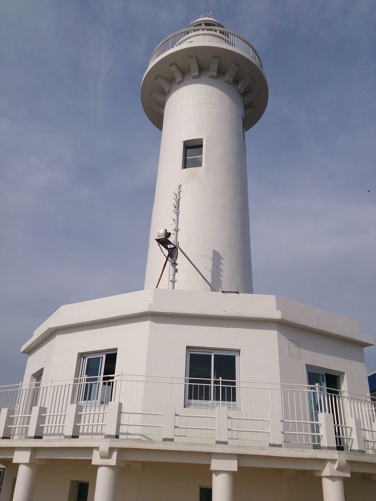 志摩市大王町波切灯台前の「東洋一」さん : 食材調達人