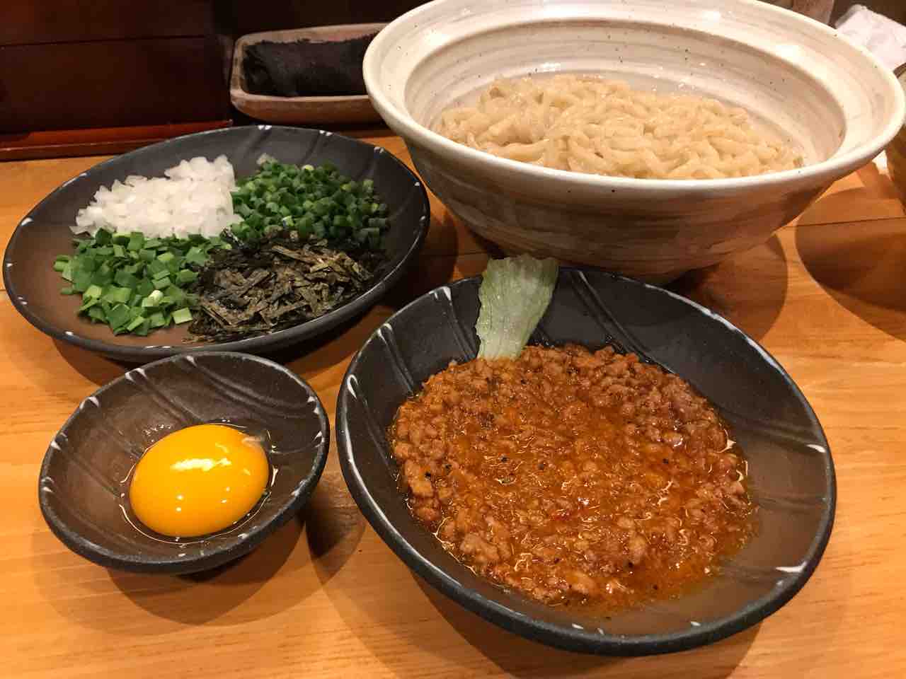 中区新津町の まぜそば いっとく さん 3 食材調達人 中区新津町の まぜそば いっとく さん 3 食材調達人