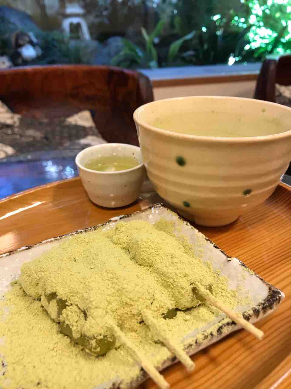大津市浜大津の 三井寺力餅本家 さん 食材調達人 大津市浜大津の 三井寺力餅本家 さん 食材調達人