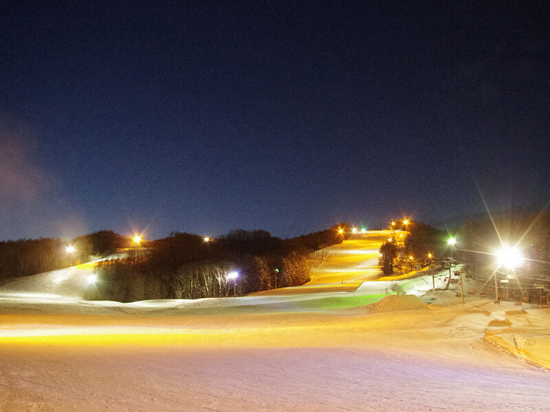 【スキー】北見盆地を一望！黄金色の源泉かけ流しの湯にも入れる”ノーザンアークリゾートスキー場” 北海道よりみち話 ～ 北海道の果てまで行ってみよう！