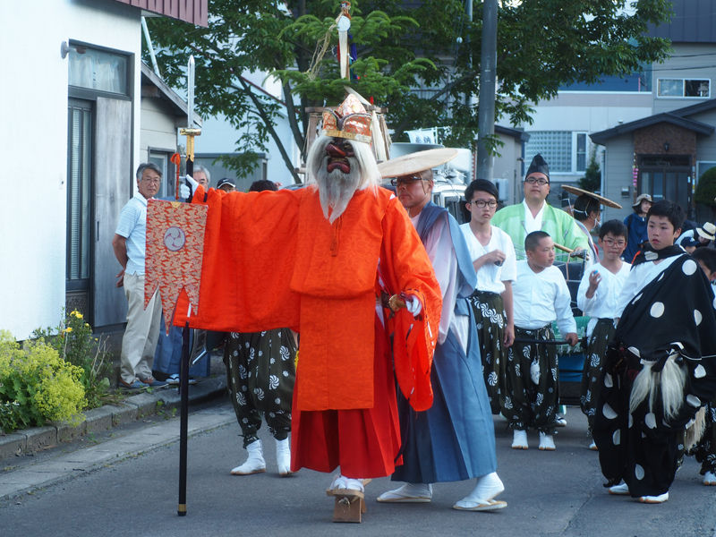 美国神社例大祭 天狗の火くぐり 迫力ある炎は必見 北海道よりみち話 北海道の果てまで行ってみよう 美国神社例大祭 天狗の火くぐり 迫力ある炎は必見 北海道よりみち話 北海道の果てまで行ってみよう