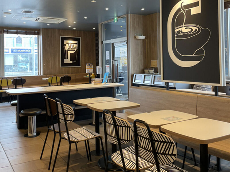 観光 記念碑と撮影スポットがある日本最北のマクドナルド 40号稚内店 北海道よりみち話 北海道の果てまで行ってみよう