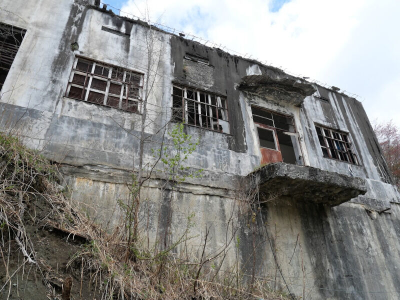 廃墟】宮沢賢治の理想郷を目指して奔走した穂別町の歴史を垣間見ること