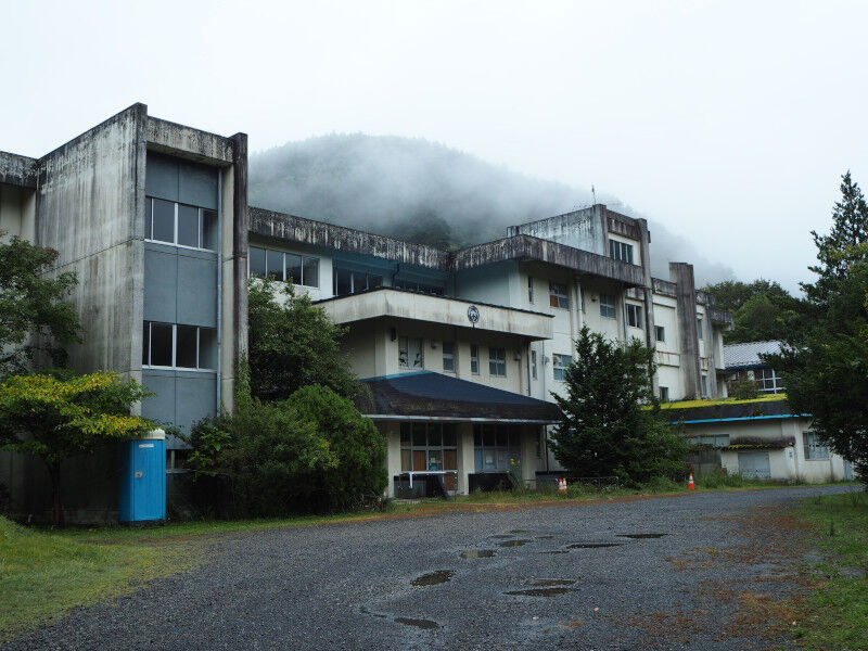 【岩手県釜石市】世界遺産になっている橋野鉄鉱山よりも遺構が多く見ごたえり!近代遺産が好きな人におすすめ