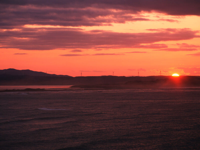 夕日】オホーツク海に面したオホーツク有数の夕日が美しいスポット
