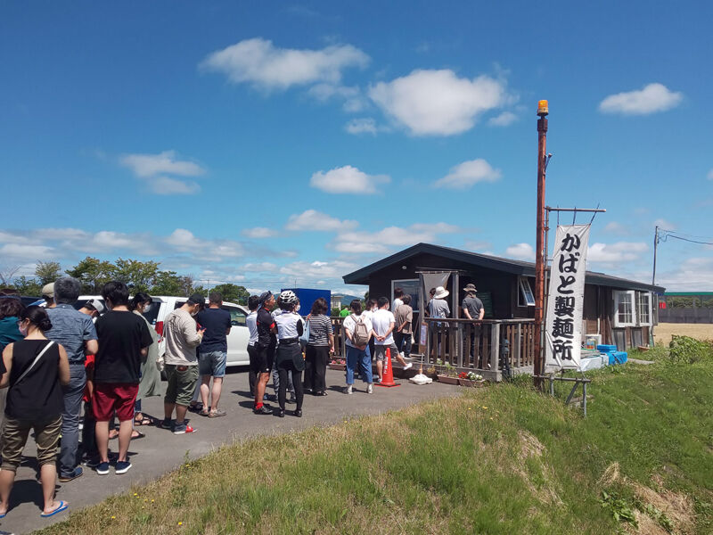 ご当地グルメ 当別町の国道275号線沿いにある大人気うどん店 かばと製麺所 北海道よりみち話 北海道の果てまで行ってみよう