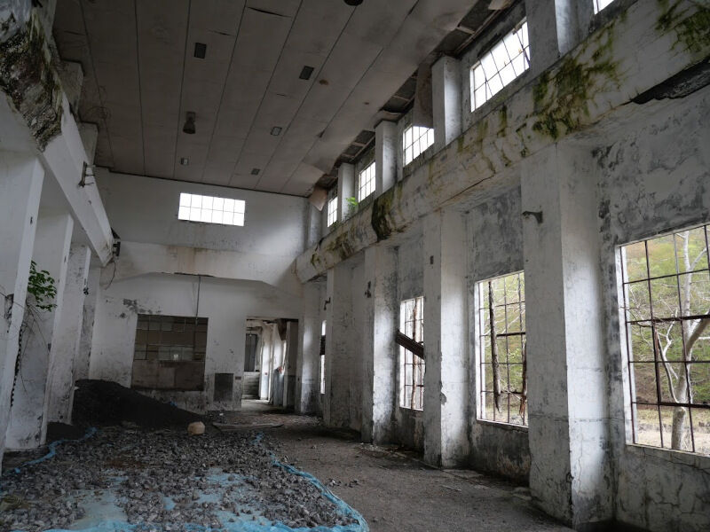 廃墟】宮沢賢治の理想郷を目指して奔走した穂別町の歴史を垣間見ること