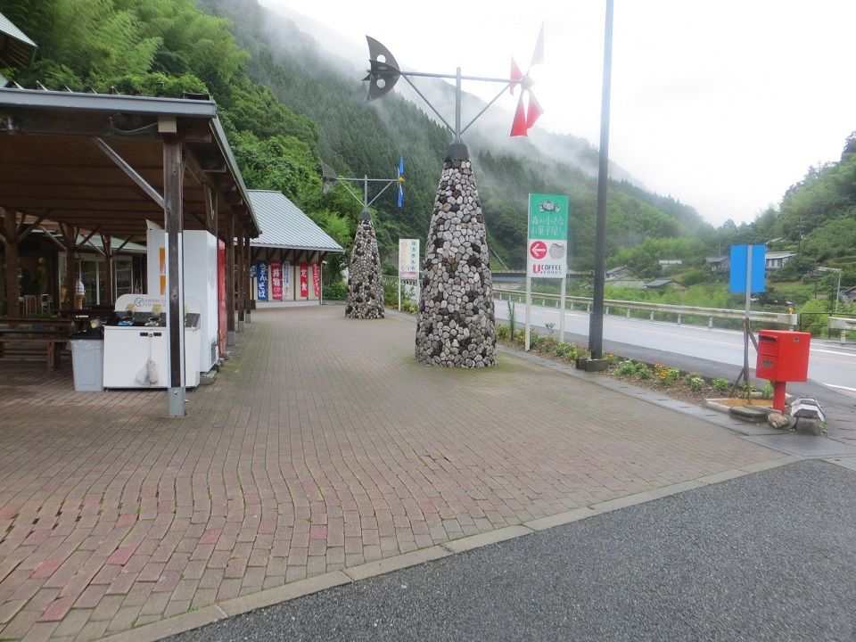 さぬきの中心から日々を語る 道の駅「633美(むささび)の里」でのランチ