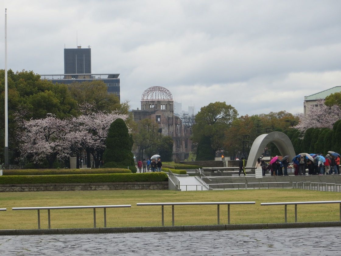 広島平和記念公園周辺 さぬきの中心から日々を語る 広島平和記念公園周辺 さぬきの中心から日々を語る