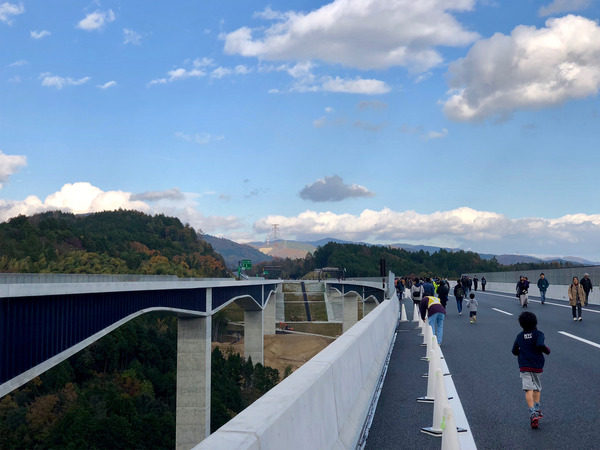 iPhoneX_Camera02Tele