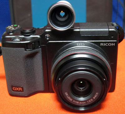 GXR_A12_28mm_with_Finder1