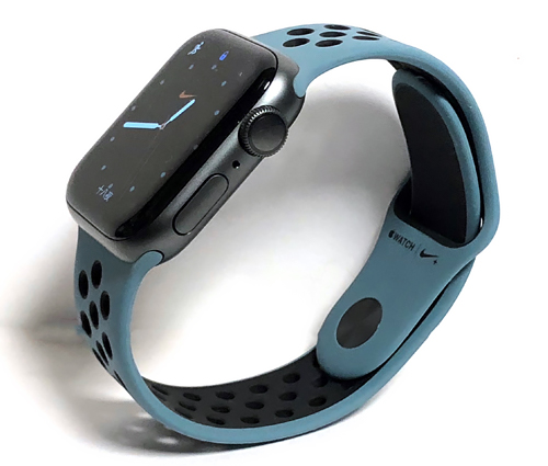 AppleWatch4Nike70