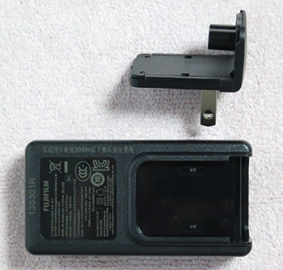 F900EXR_04ACAdapter1