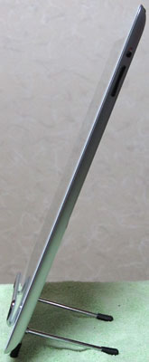 iPad2_withStand10