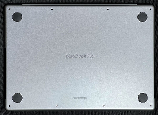 M2MaxMacBookPro06