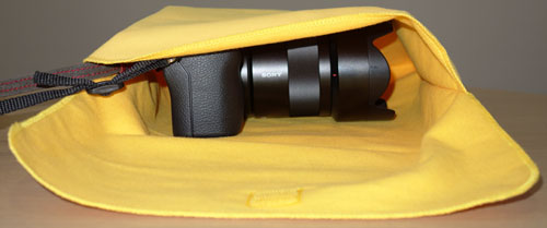 NEX-7 + Sonnar T* E 24mm F1.8 ZA in ぽけっとクロスL