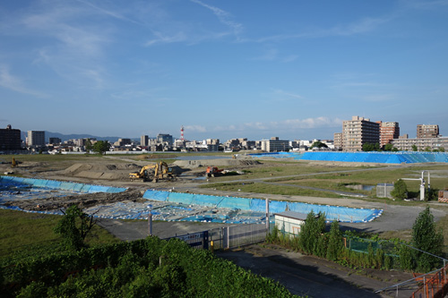DSC-RX100vsS100_32_RX100_28mmF35ss