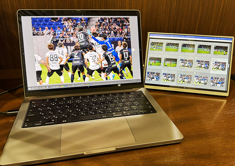VisionOwl_10.5USBMonitor22withMacMobile