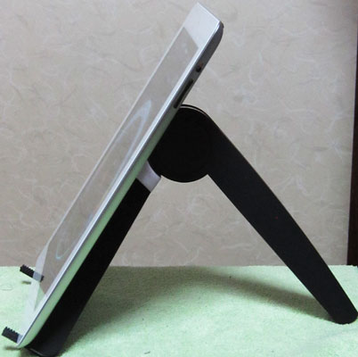 iPad2_withStand07
