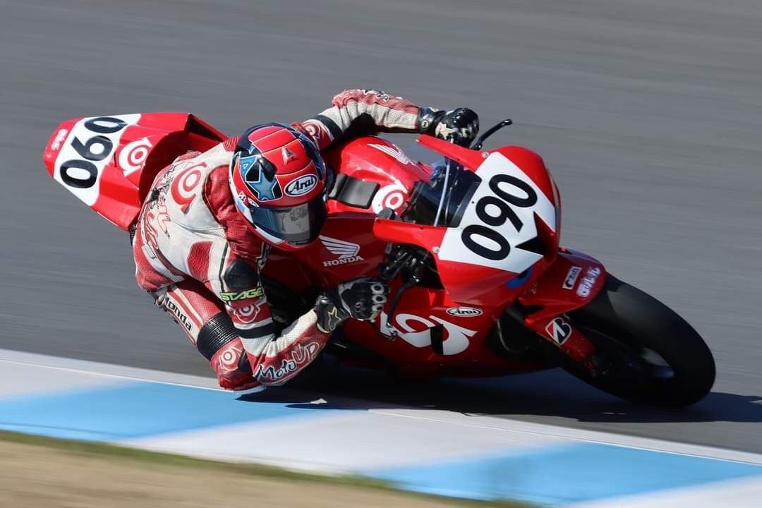 NEW-SupportFamily（＃斎藤魁選手） : DOUBLE O GlassesGEAR