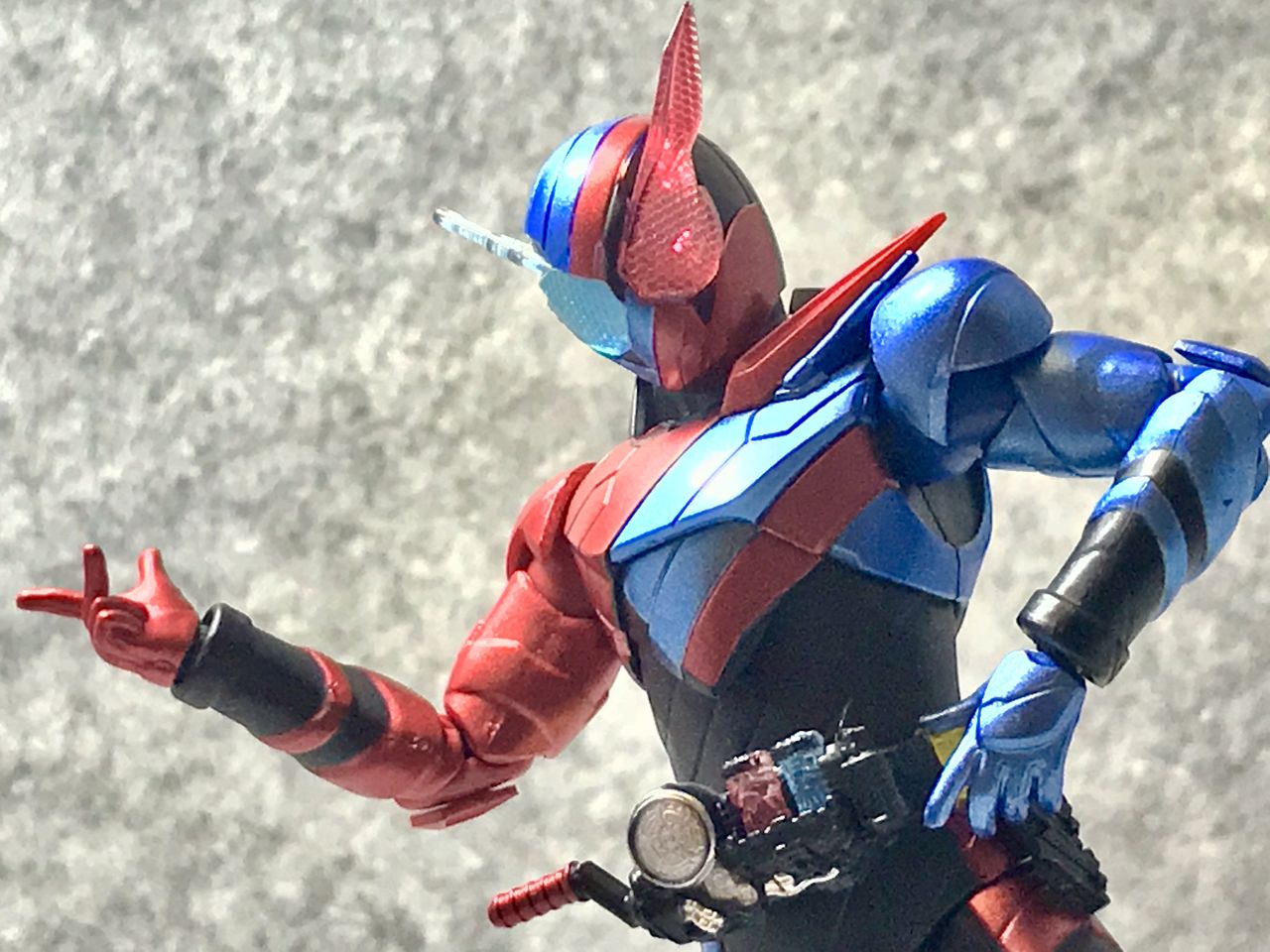 S H Figuarts 仮面ライダービルド ラビットタンクフォーム プラアトリエ ホビギャラ